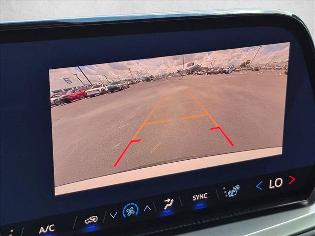 New 2027 Chevrolet Traverse LT FWD image 11