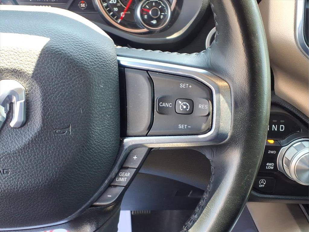 Used 2022 RAM 1500 Laramie AWD/4WD image 16