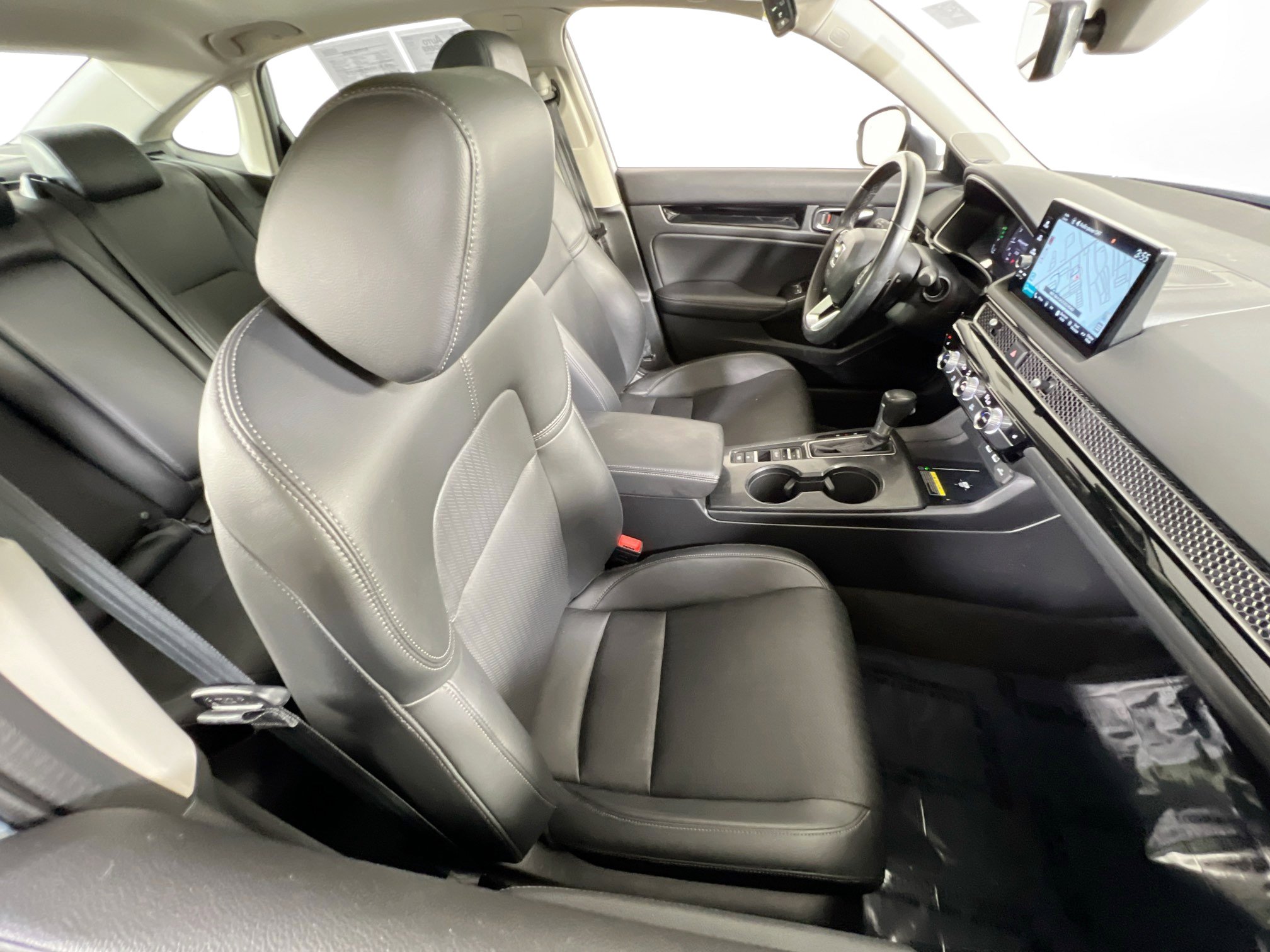 Used 2022 Honda Civic Touring image 28