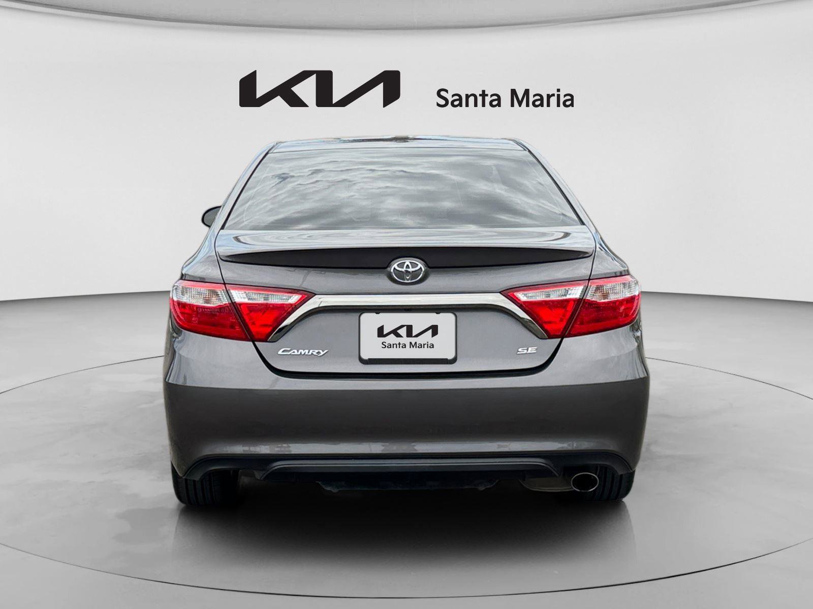 Used 2016 Toyota Camry SE FWD image 7