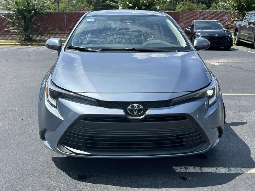 Used 2026 Toyota Corolla LE w/ LE Premium Package FWD image 8