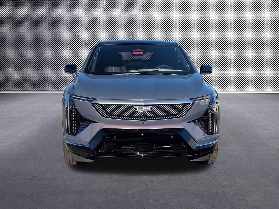 New 2026 Cadillac Optiq Luxury 2 image 2