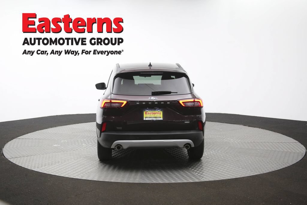 Used 2023 Ford Escape SE FWD image 38