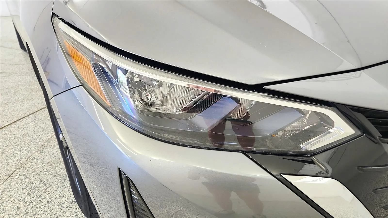 Used 2024 Nissan Sentra SV FWD image 14