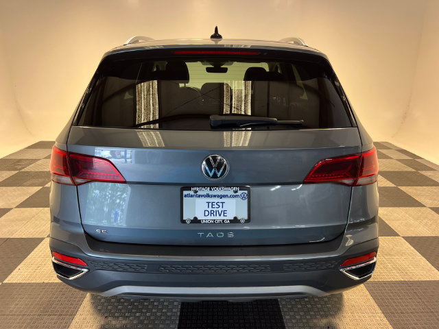Used 2023 Volkswagen Taos SE FWD image 4