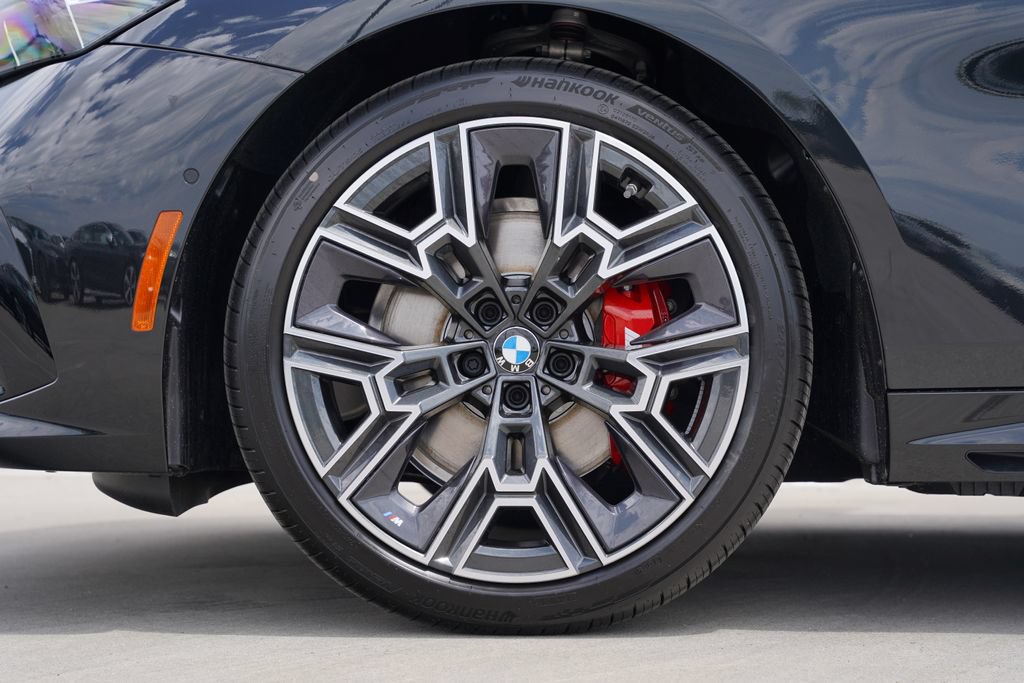 New 2027 BMW 530i w/ M Sport Package RWD image 5