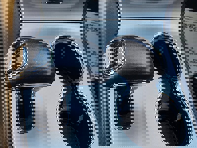 Used 2015 Jeep Grand Cherokee Overland image 27