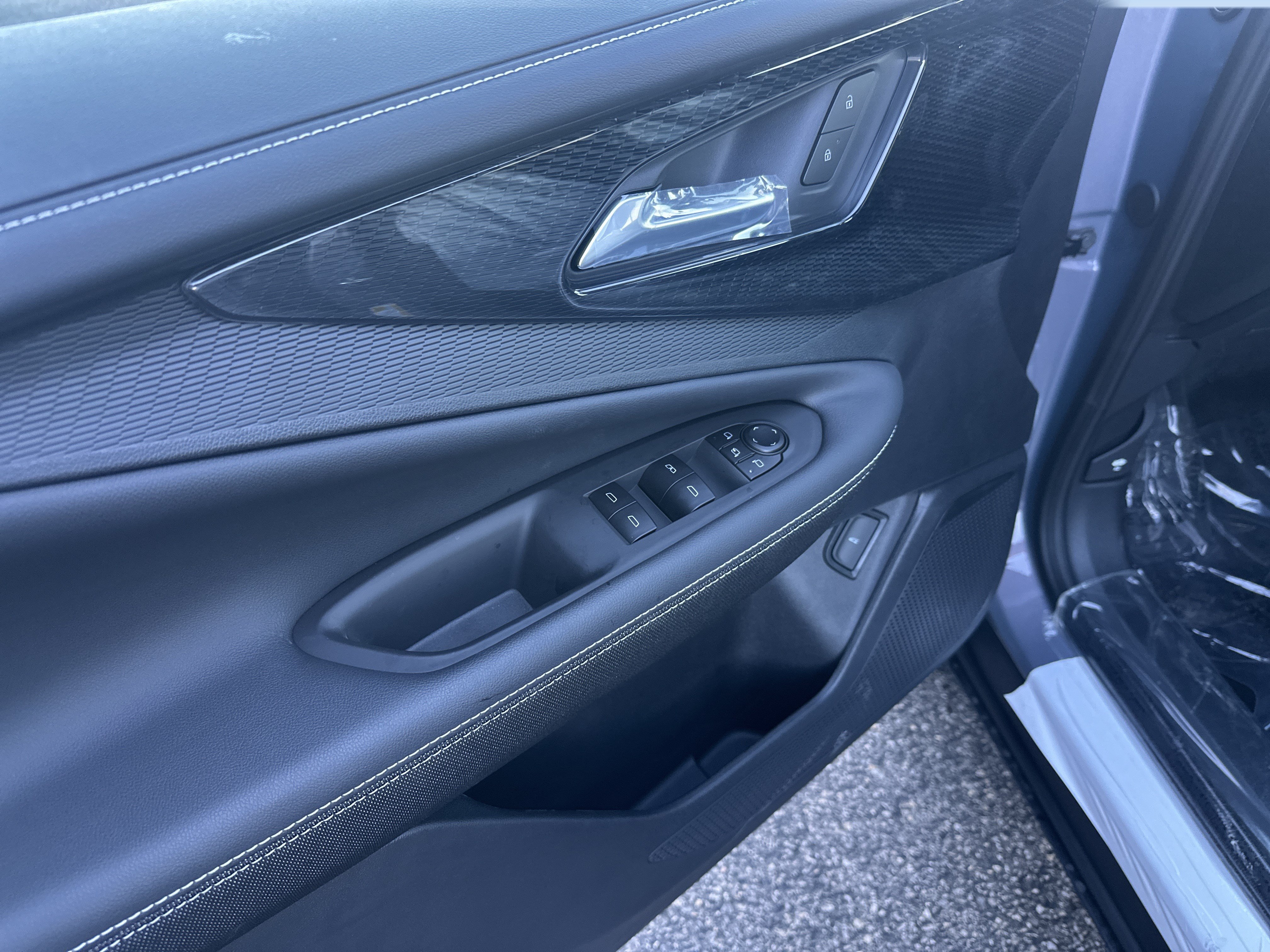 New 2026 Chevrolet Blazer EV LT AWD/4WD image 7