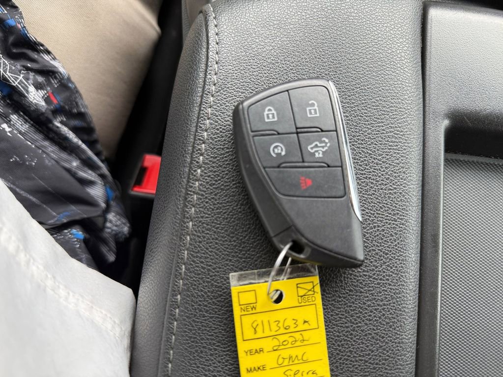 Used 2022 GMC Sierra 1500 Elevation image 32