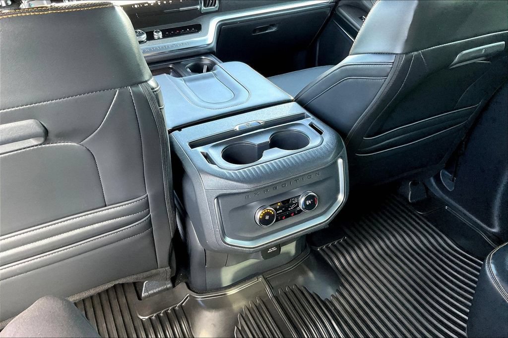 Used 2025 Ford Expedition Tremor AWD/4WD image 10