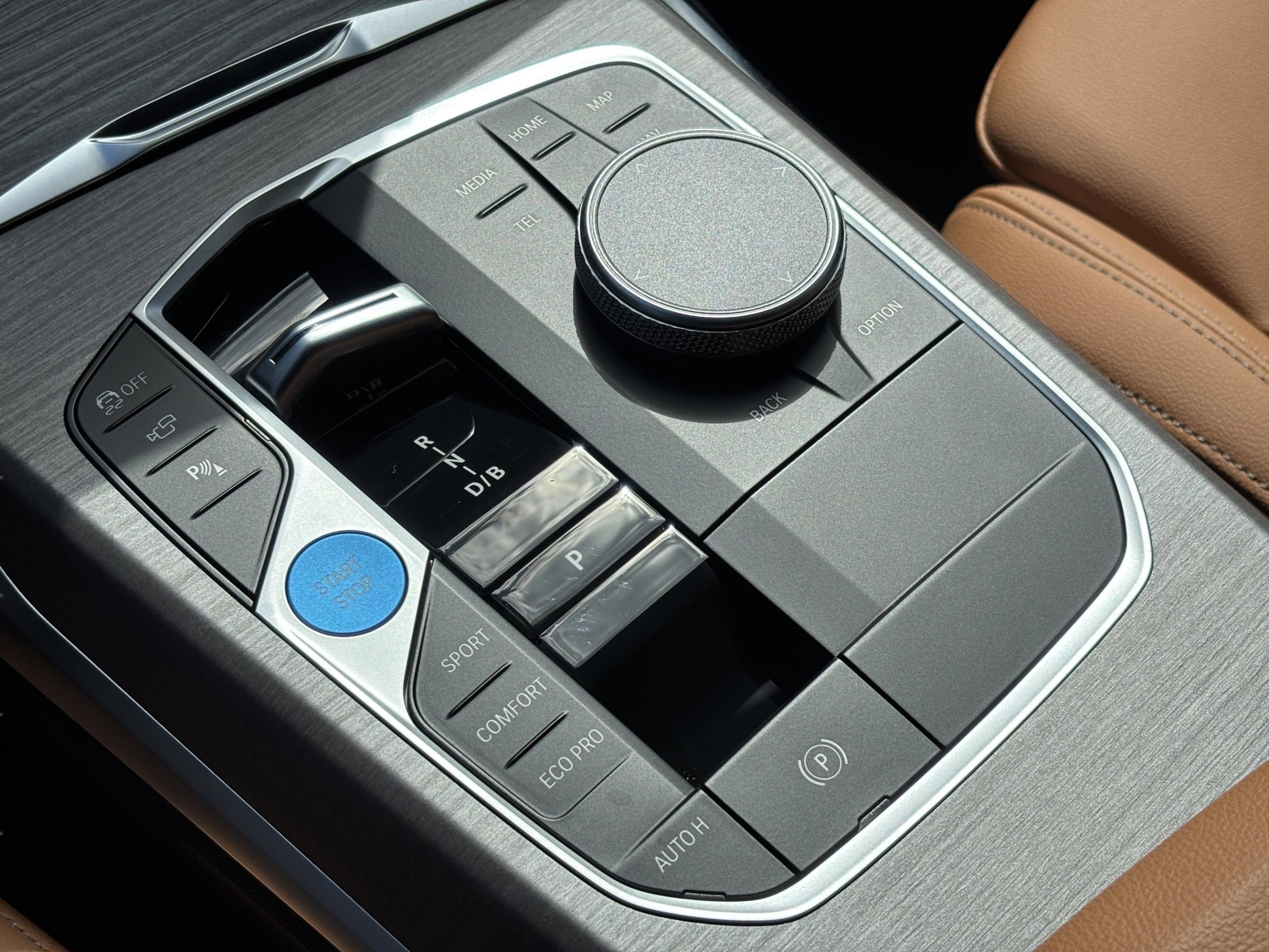 Used 2026 BMW i4 eDrive40 w/ Premium Package image 13