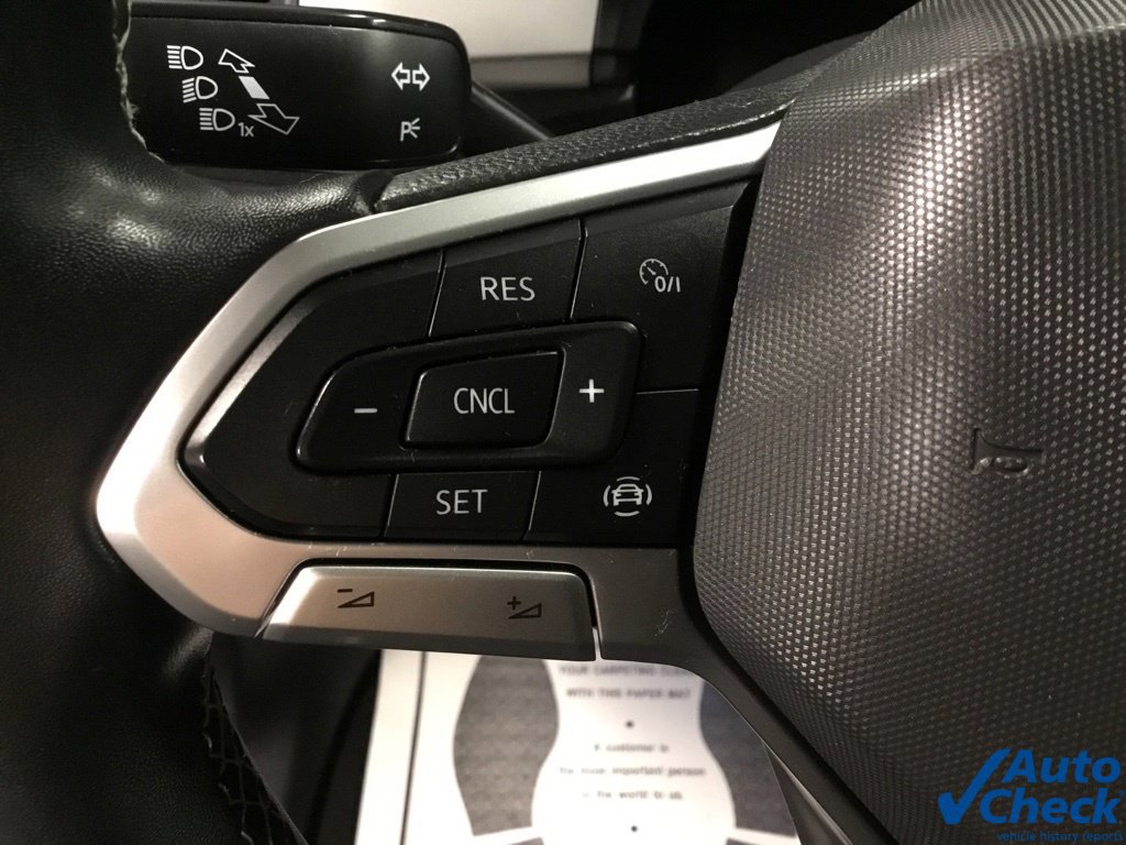 Used 2021 Volkswagen Atlas Cross Sport SE AWD/4WD image 47