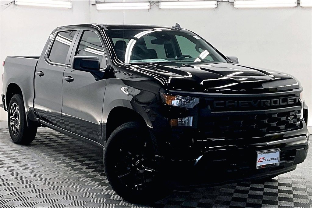 New 2026 Chevrolet Silverado 1500 Custom w/ LPO, Dark Essentials Package image 8