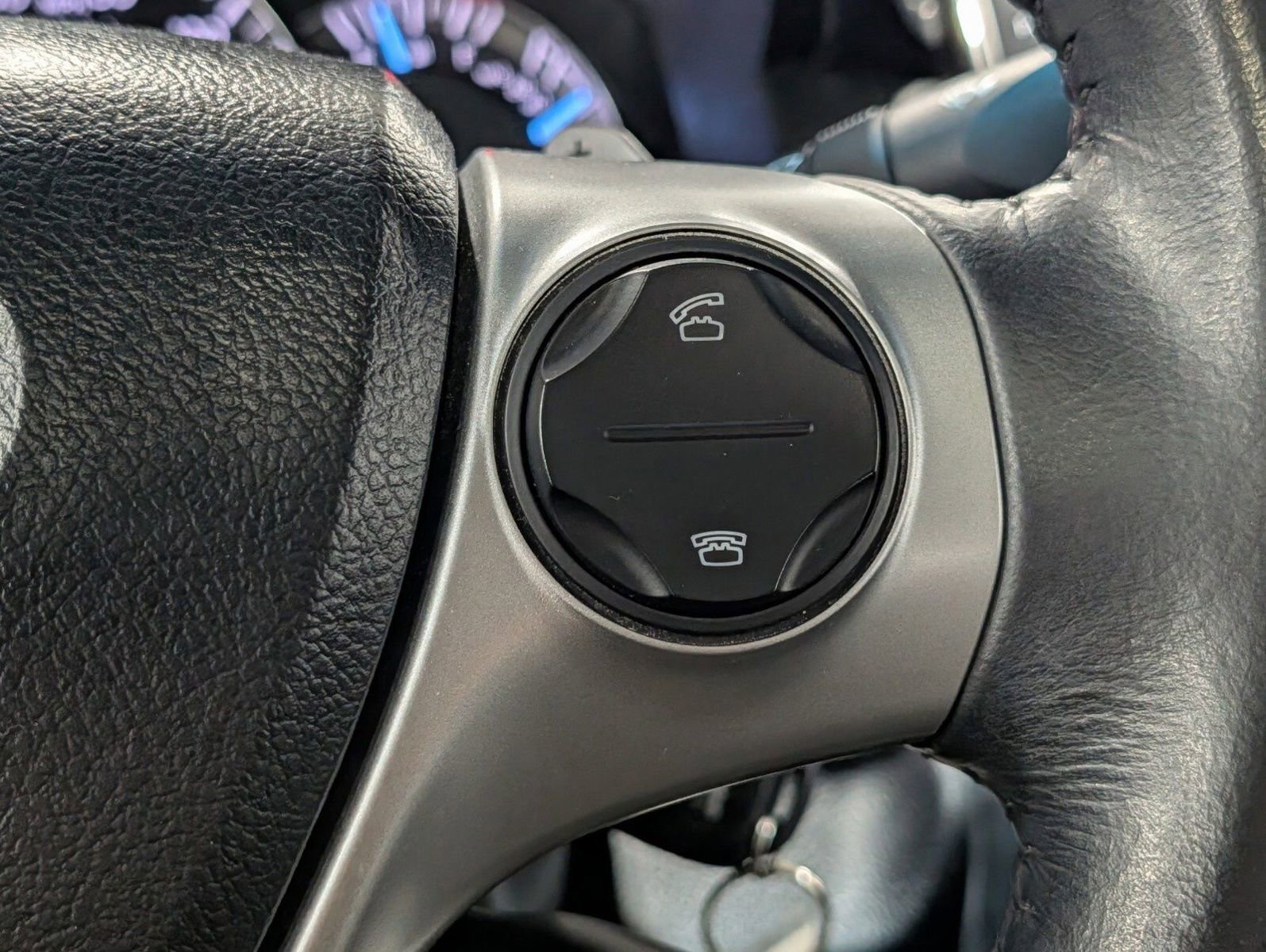 Used 2013 Toyota Camry SE image 24