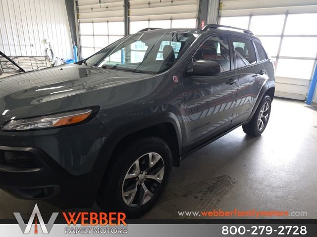 Used 2014 Jeep Cherokee Trailhawk w/ Cold Weather Group image 3