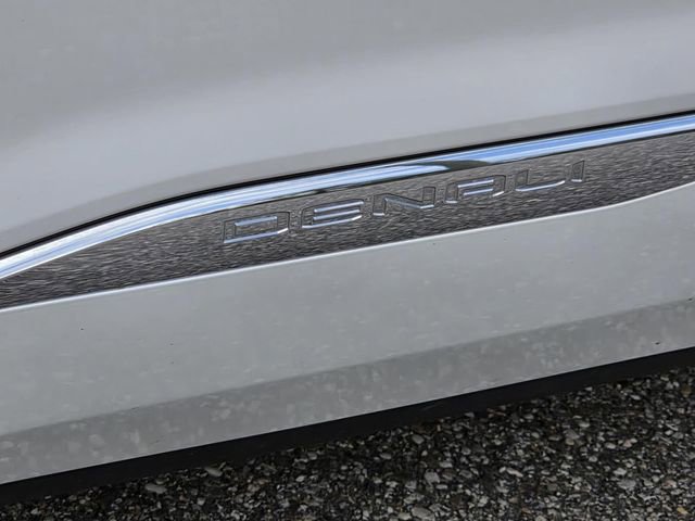 Used 2023 GMC Acadia Denali w/ Denali Ultimate Package image 48