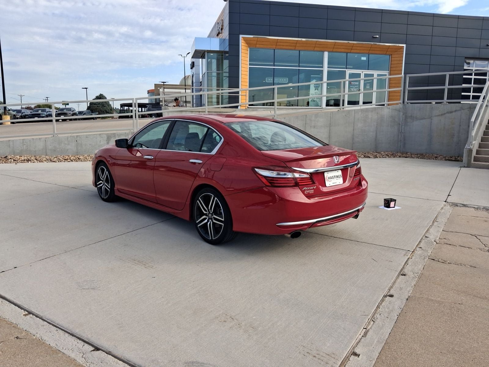 Used 2016 Honda Accord Sport image 3