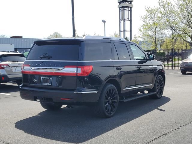 Used 2021 Lincoln Navigator Reserve w/ Luxury Package AWD/4WD image 3