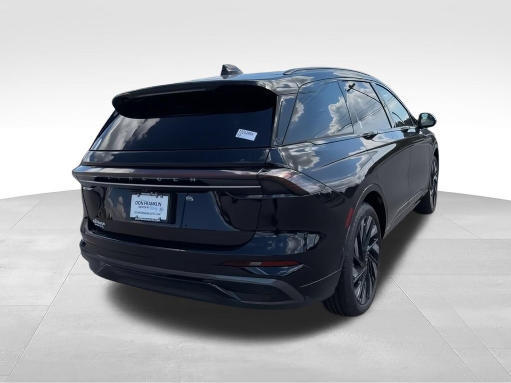 Used 2026 Lincoln Nautilus Reserve w/ Jet Appearance Package AWD/4WD image 7