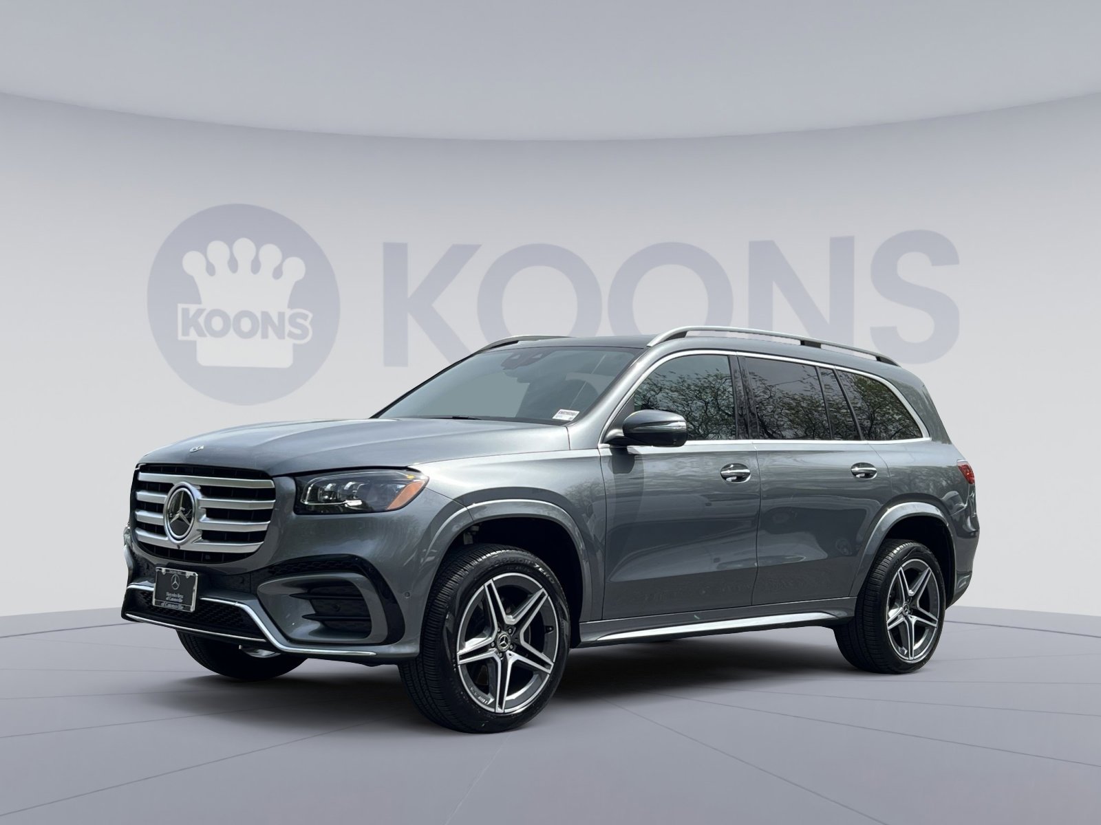 Used 2024 Mercedes-Benz GLS 450 4MATIC image 1