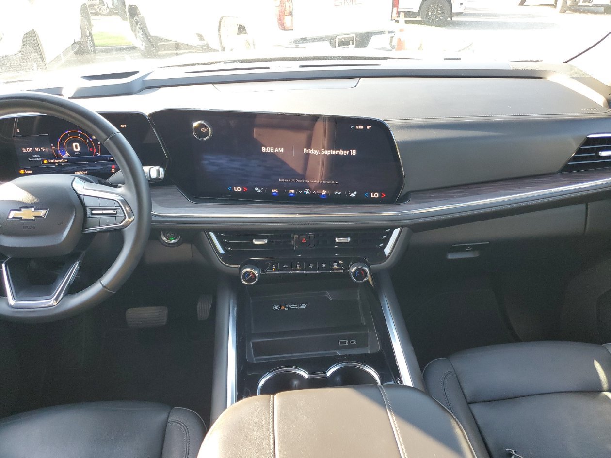 Used 2025 Chevrolet Tahoe LT RWD image 12