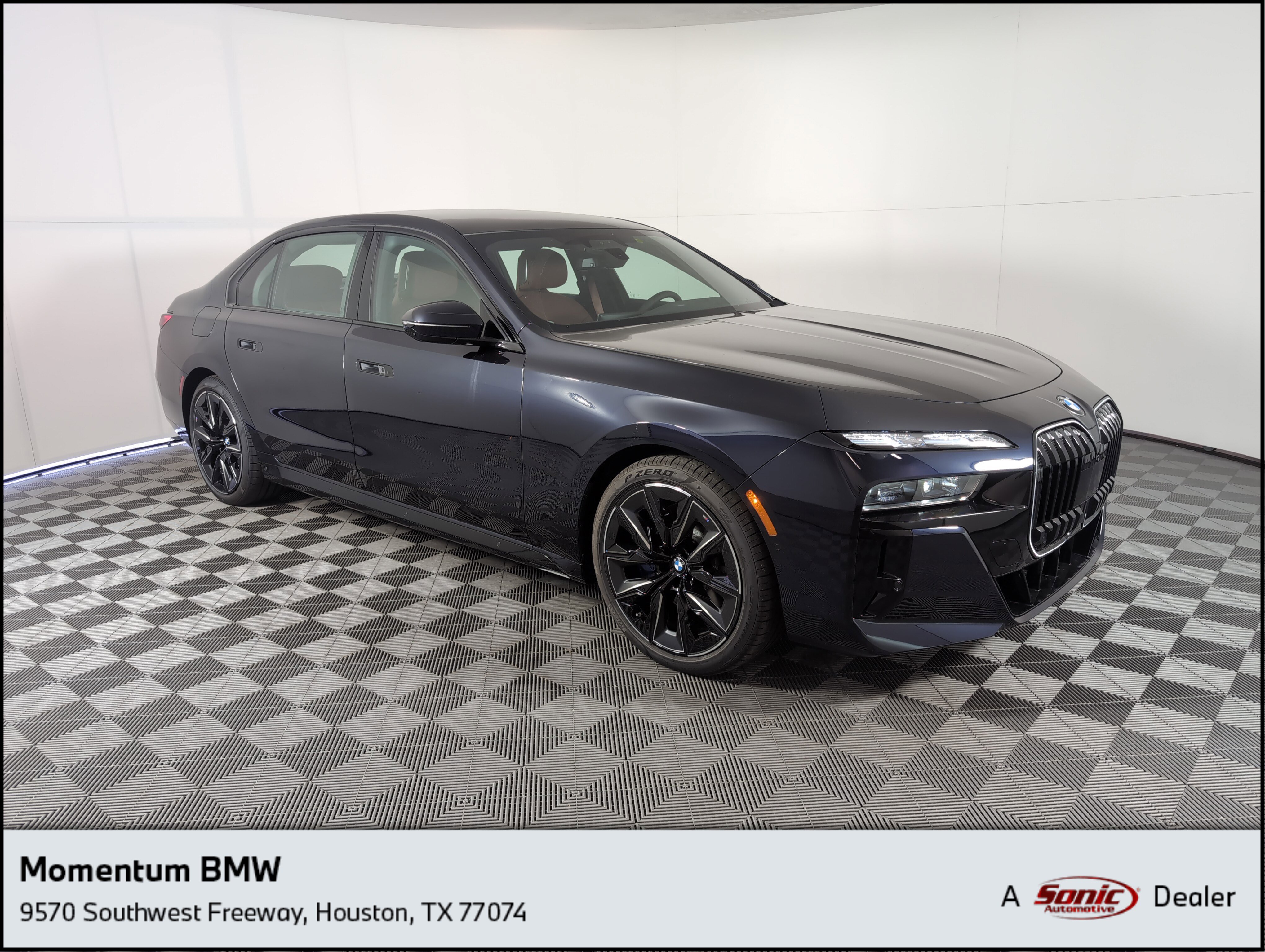 New 2025 BMW 740i w/ Executive Package