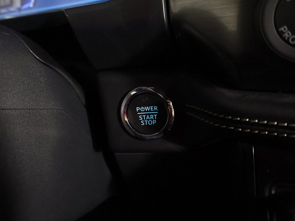 Used 2023 Ford F150 Lightning Platinum image 49