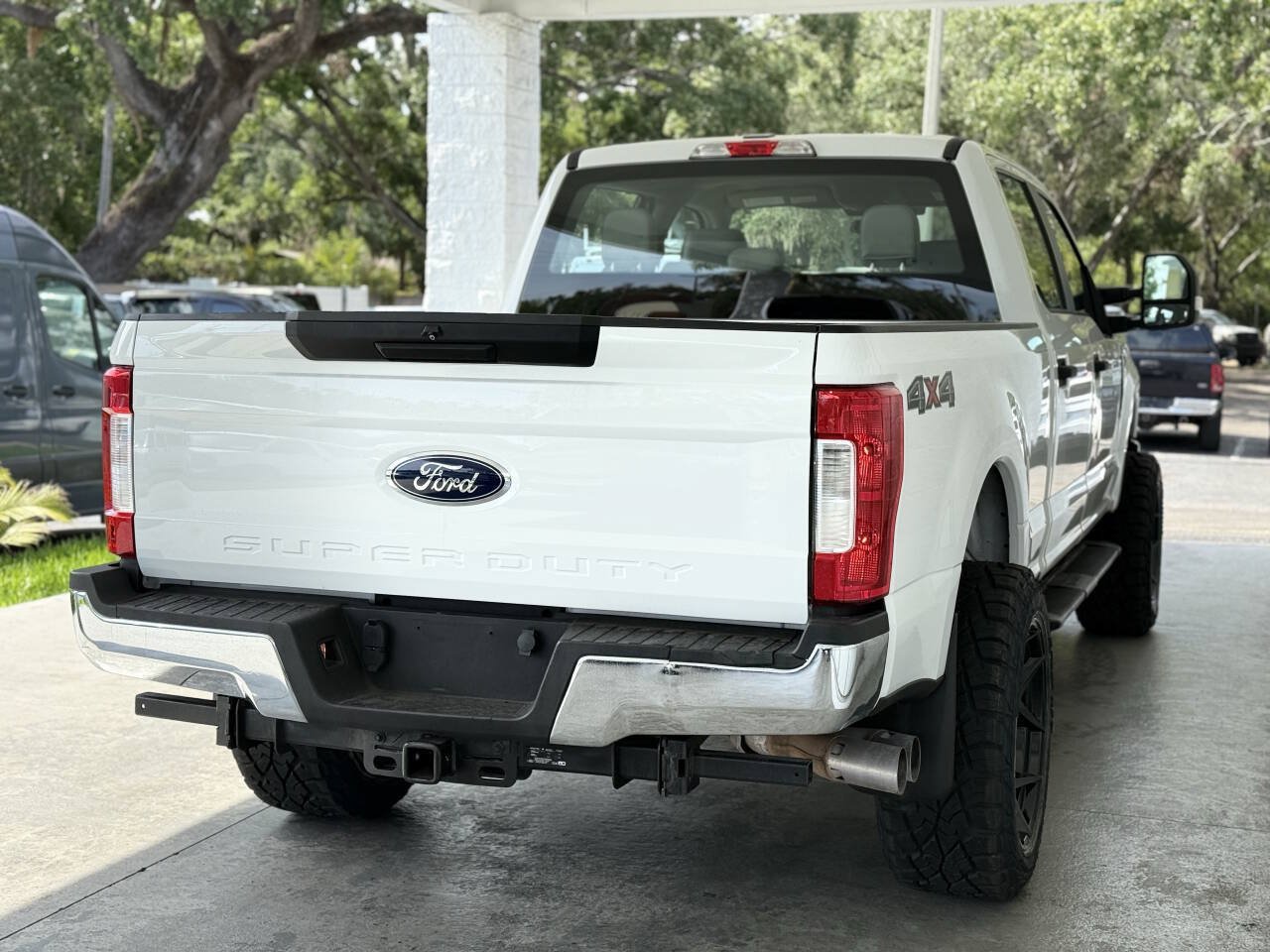 Used 2019 Ford F250 XL w/ Power Equipment Group AWD/4WD image 12