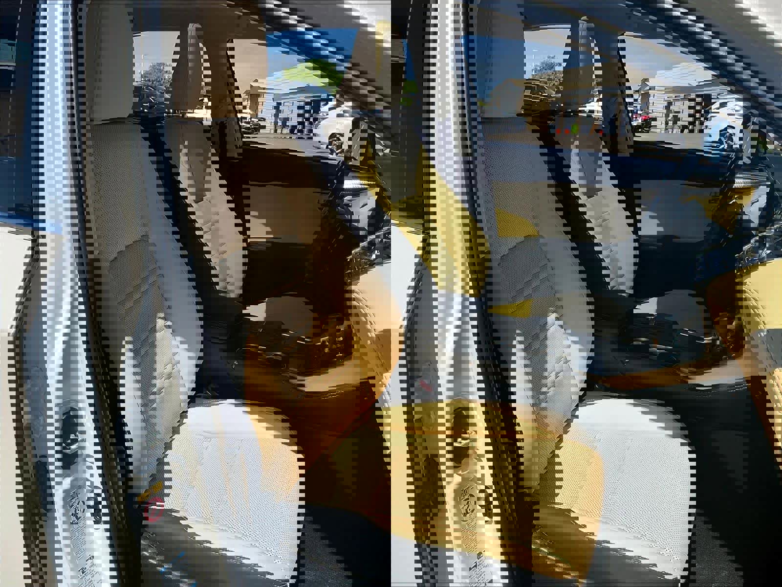 Used 2019 Lexus NX 300h AWD w/ Comfort Package image 9