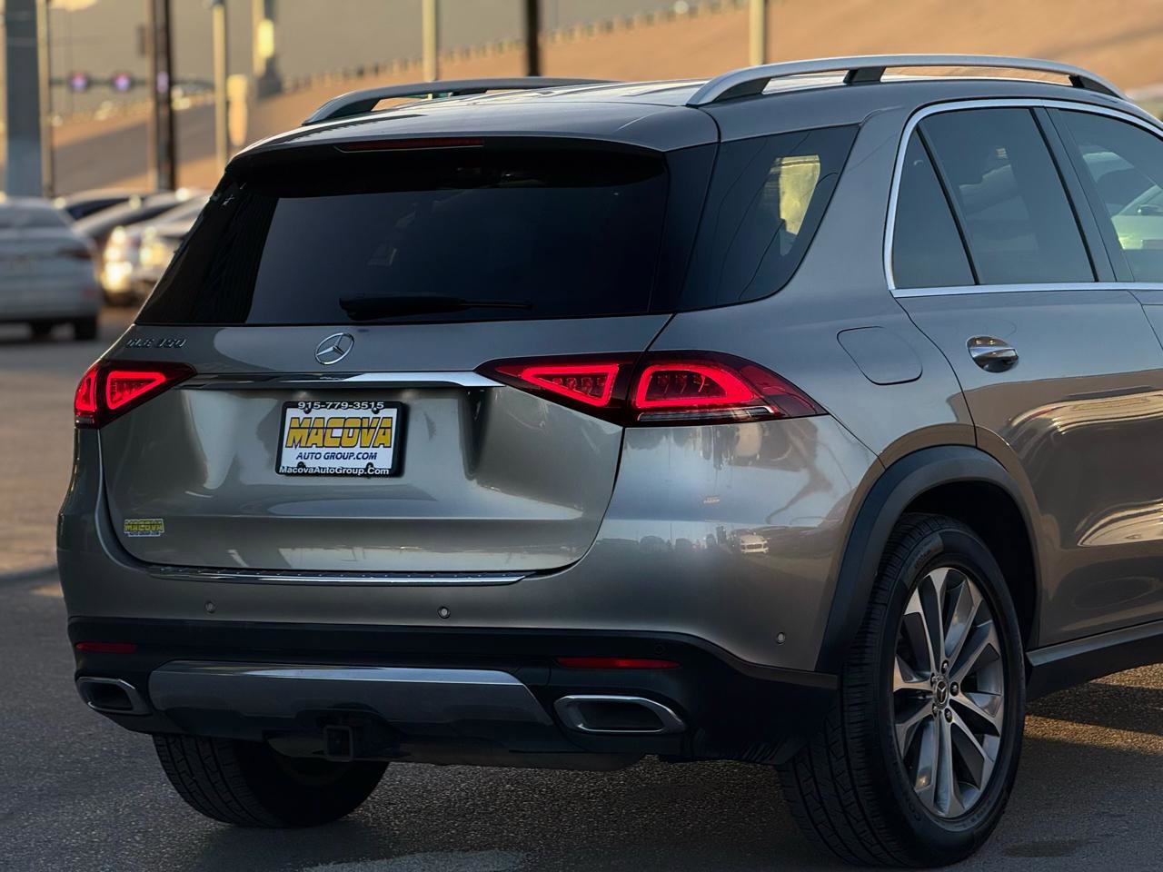 Used 2020 Mercedes-Benz GLE 350 w/ 3rd Row Seat Package image 9