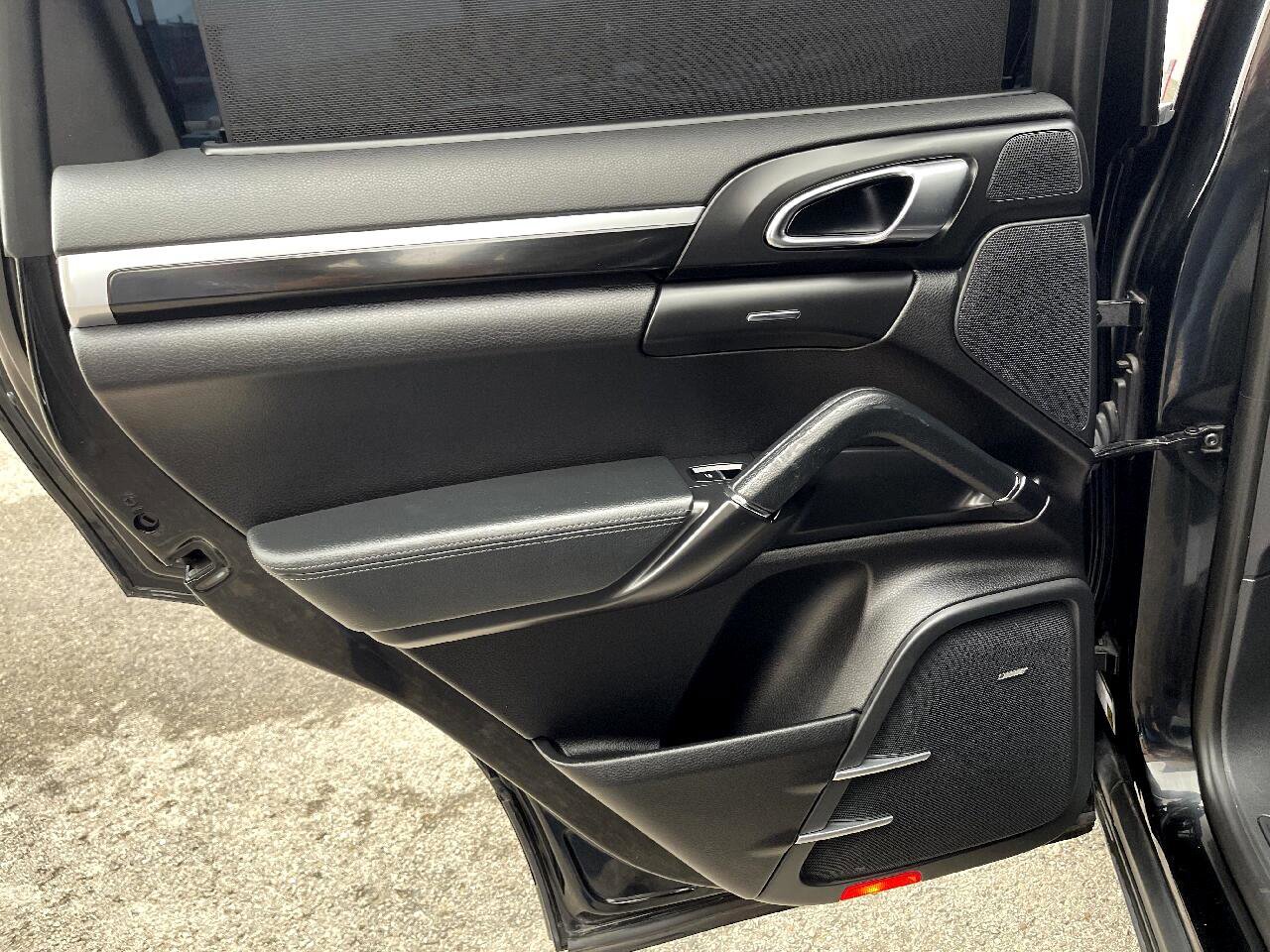 Used 2014 Porsche Cayenne Base image 14