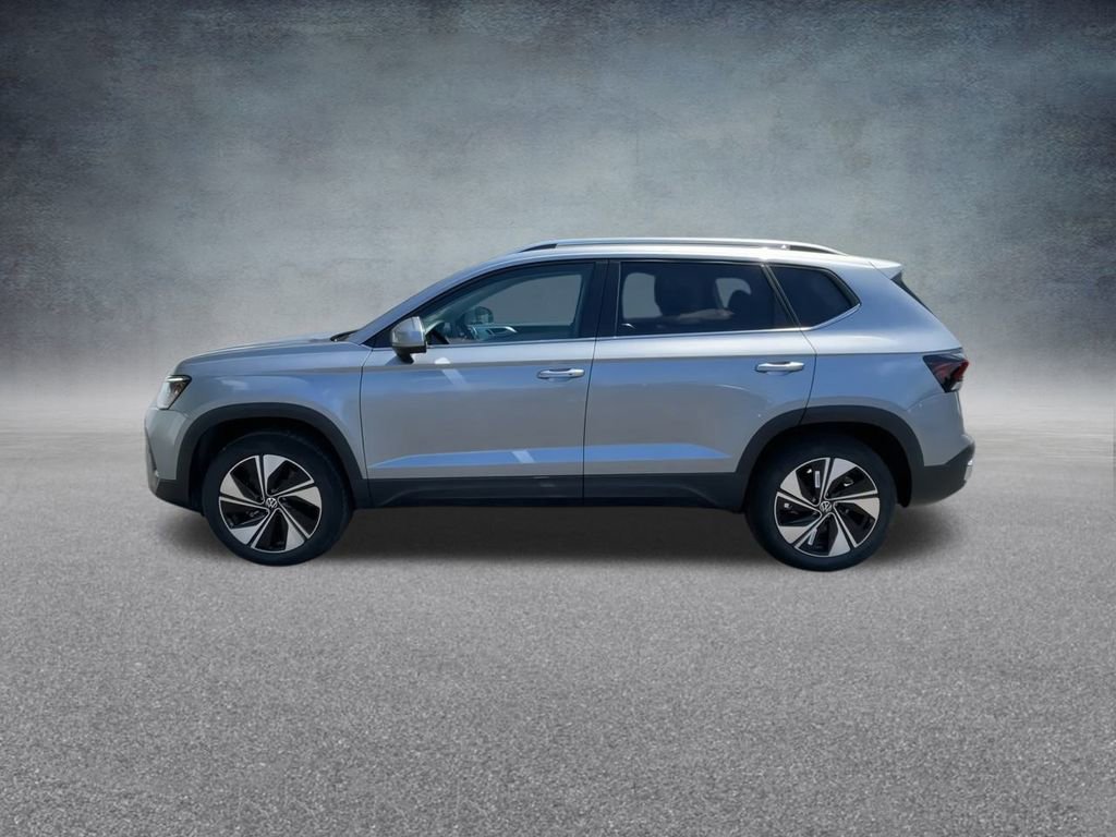 New 2025 Volkswagen Taos SE image 12