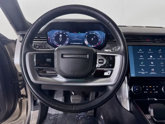 Used 2023 Land Rover Range Rover Autobiography image 12