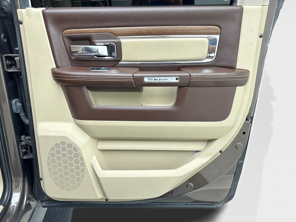 Used 2018 RAM 2500 Laramie w/ Convenience Group image 42