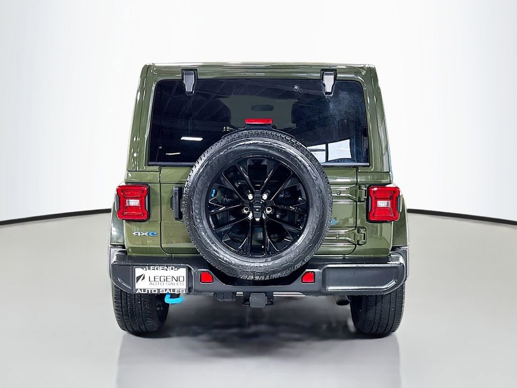 Used 2023 Jeep Wrangler Unlimited Sahara w/ Cold Weather Group image 8