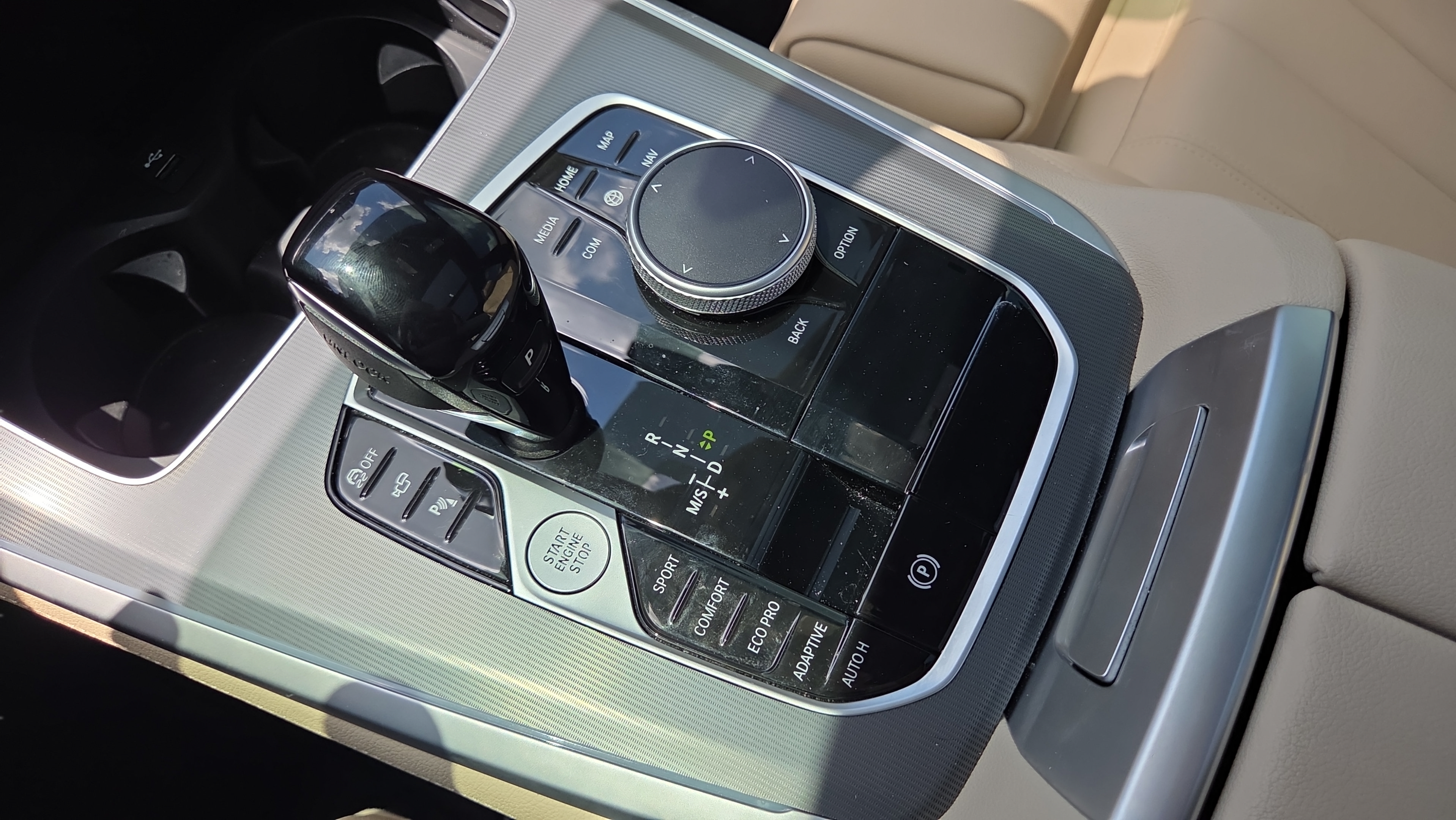 Used 2022 BMW X5 sDrive40i w/ Premium Package RWD image 32