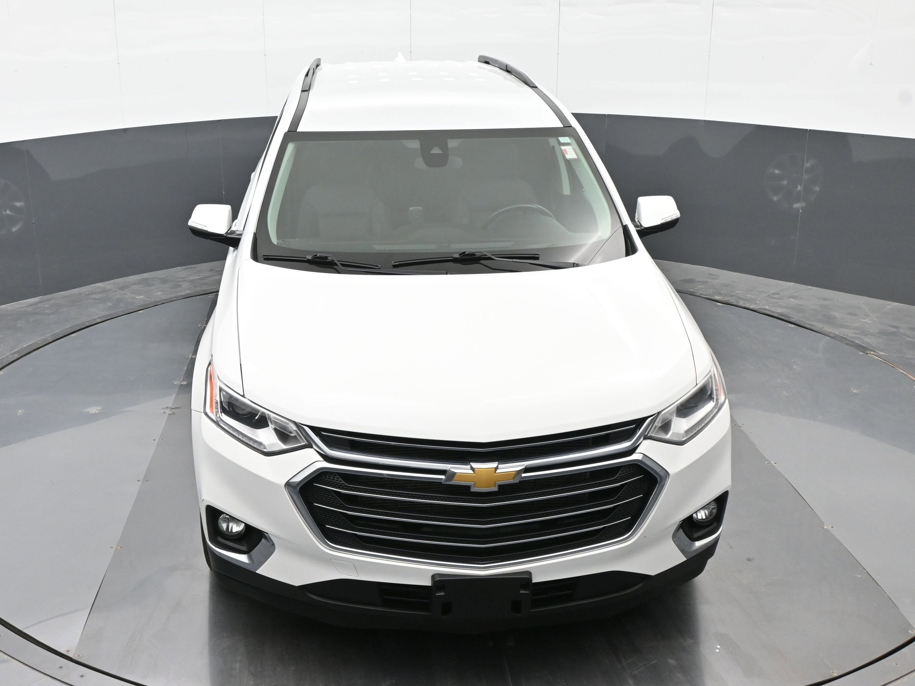 Used 2020 Chevrolet Traverse LT w/ Driver Confidence II Package AWD/4WD image 35