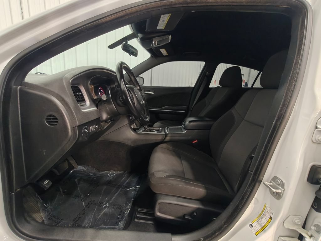 Used 2022 Dodge Charger SXT RWD image 23