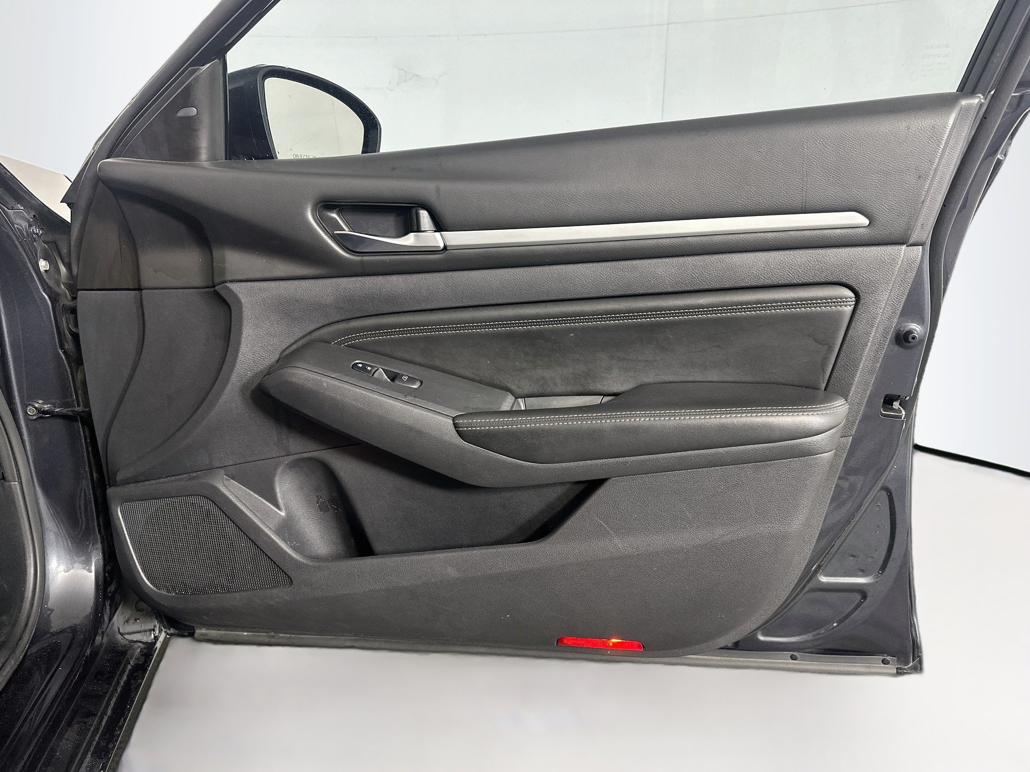 Used 2019 Nissan Altima 2.5 SL FWD image 31