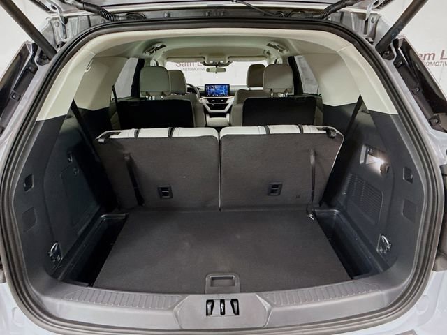Used 2025 Ford Explorer Active w/ Active Comfort Package image 26