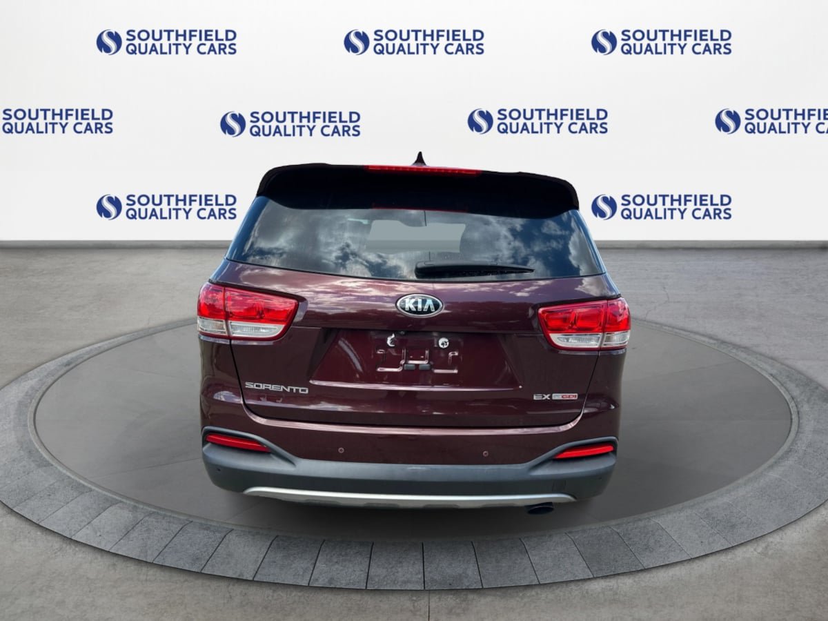 Used 2017 Kia Sorento EX FWD image 5