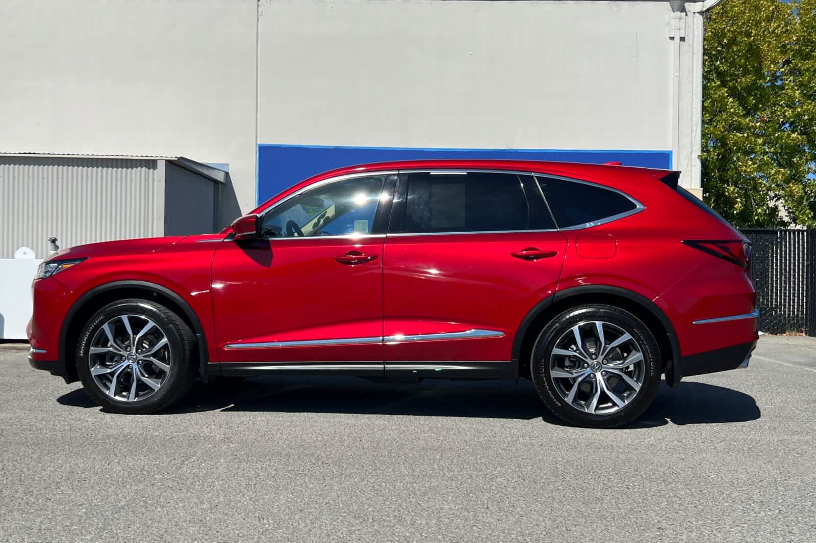 Certified 2022 Acura MDX w/ Technology Package FWD image 6