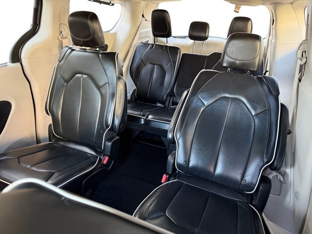 Used 2021 Chrysler Pacifica Limited w/ Premium & Safety Sphere Group AWD/4WD image 11