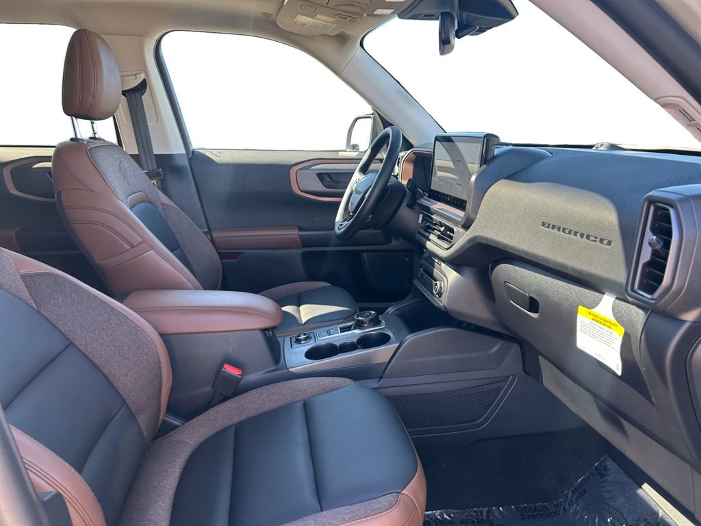 Used 2025 Ford Bronco Sport Outer Banks w/ Outer Banks Tech Package+ image 17