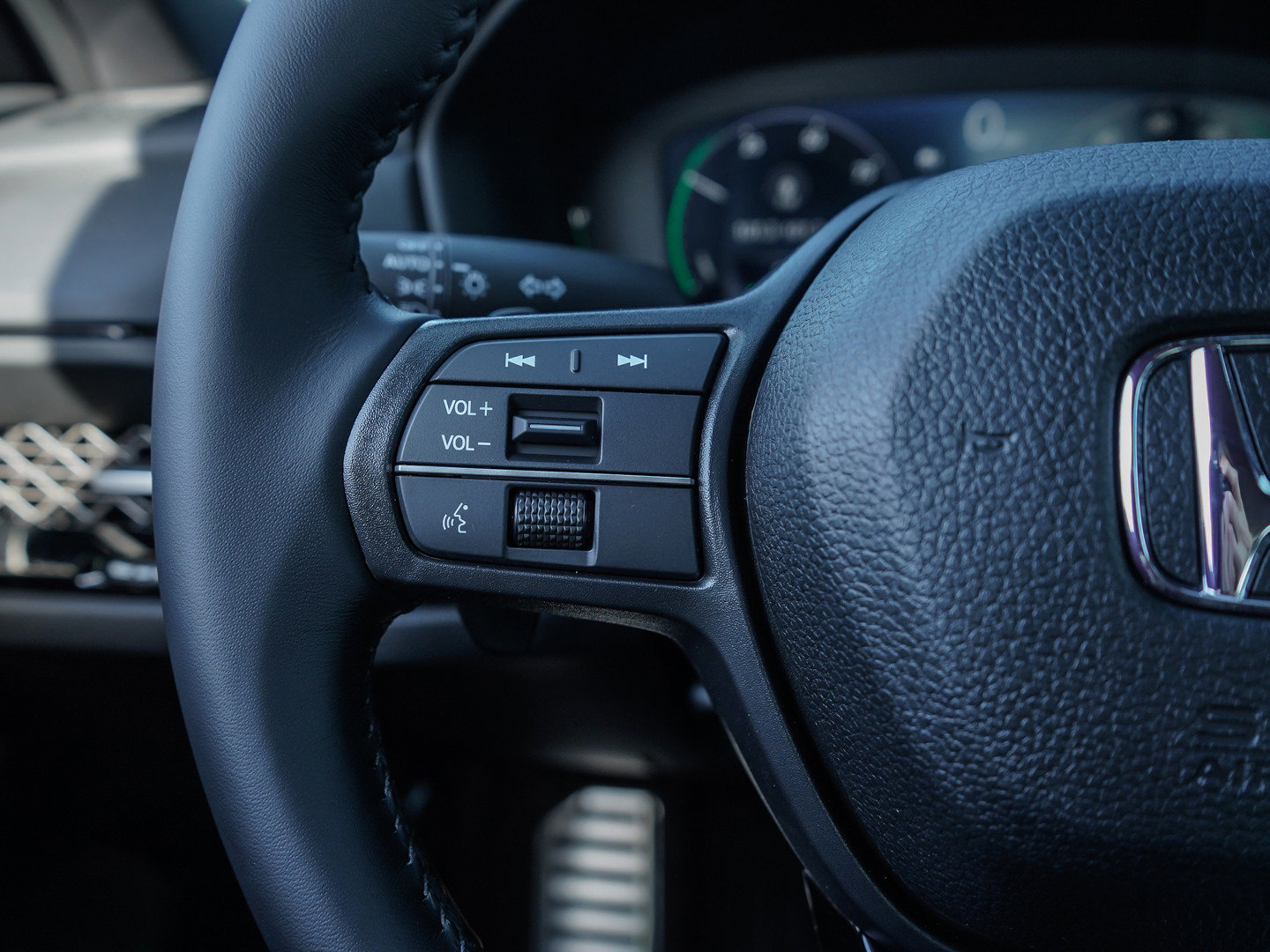 New 2025 Honda Accord Sport image 18