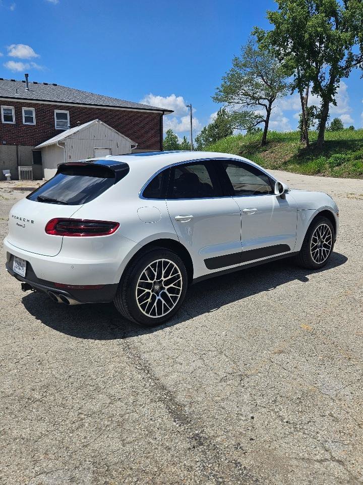 Used 2017 Porsche Macan S AWD/4WD image 5