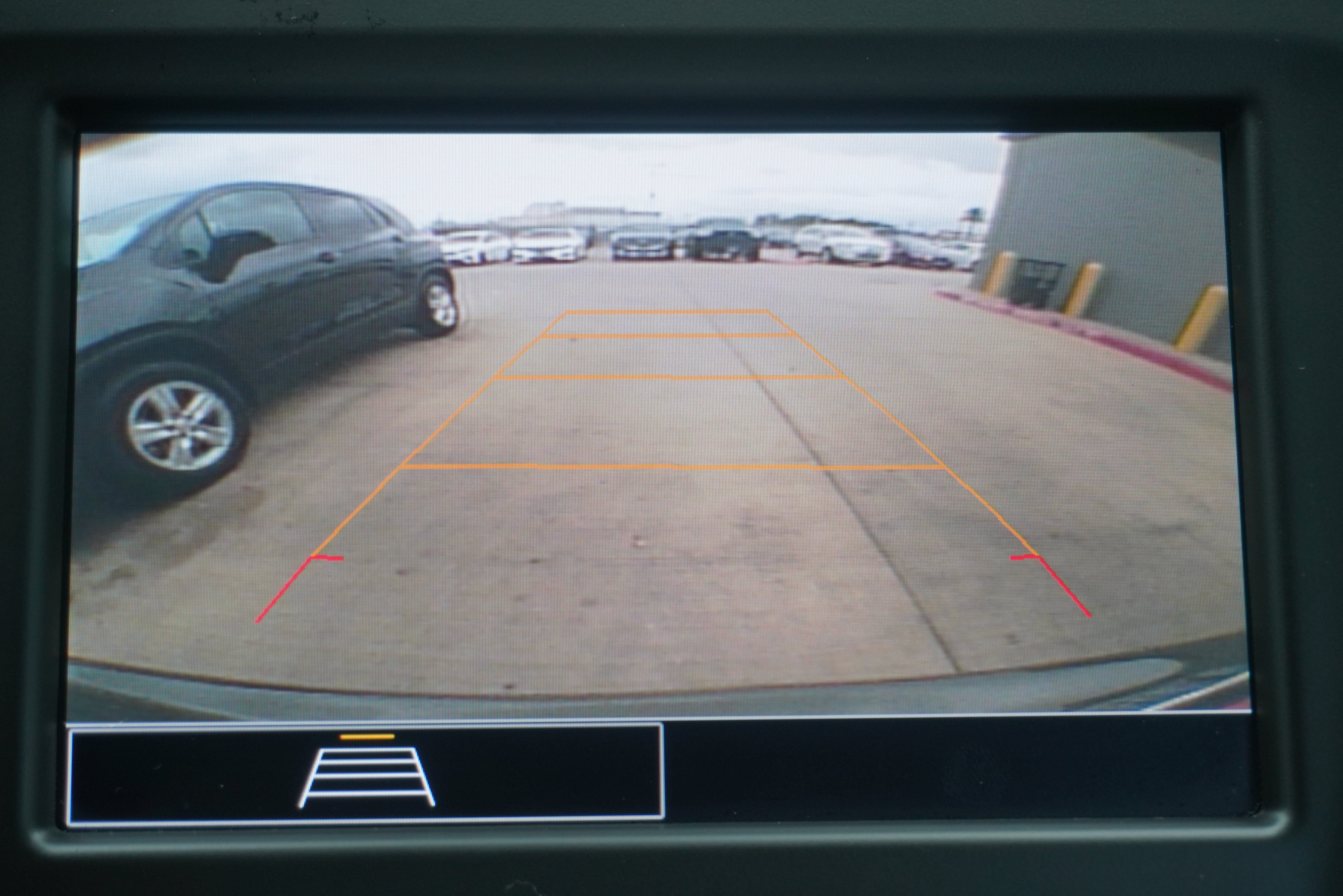 Used 2023 Chevrolet Equinox LT FWD image 18