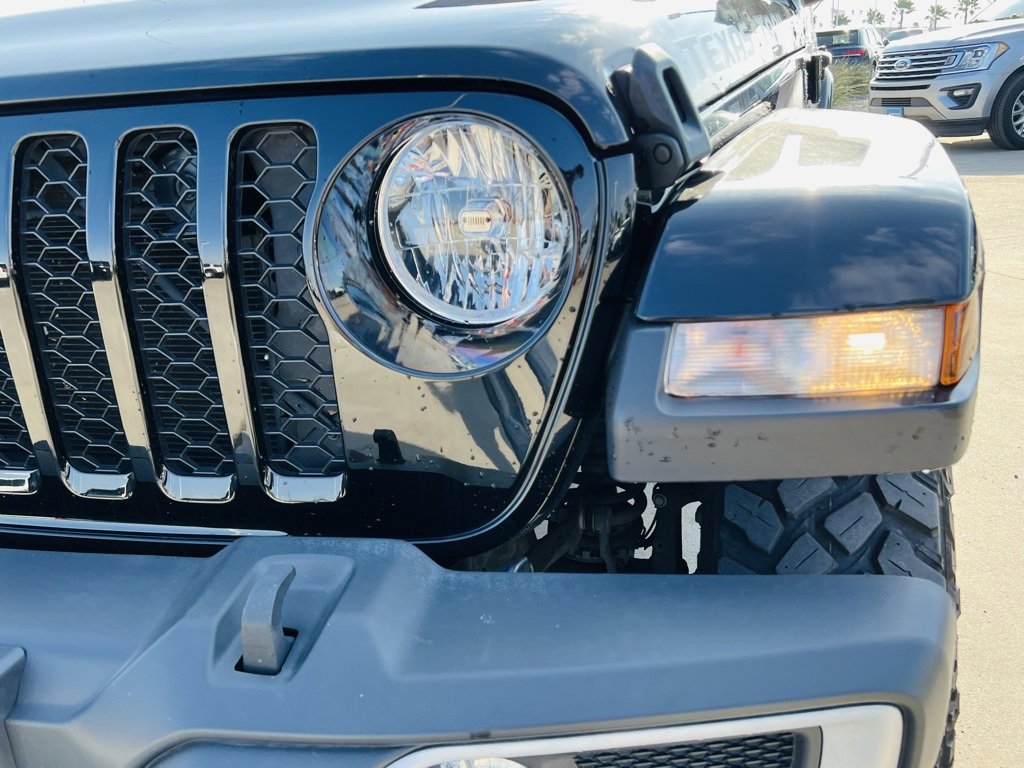 Used 2023 Jeep Gladiator Sport image 8