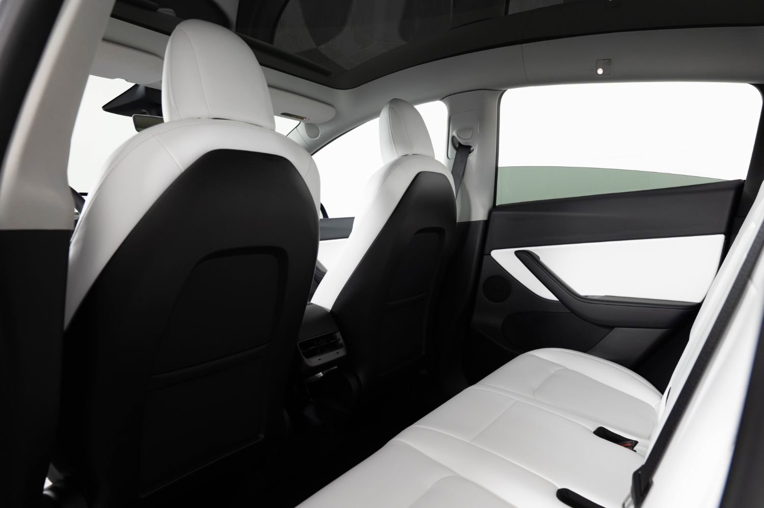 Used 2022 Tesla Model Y Performance image 20