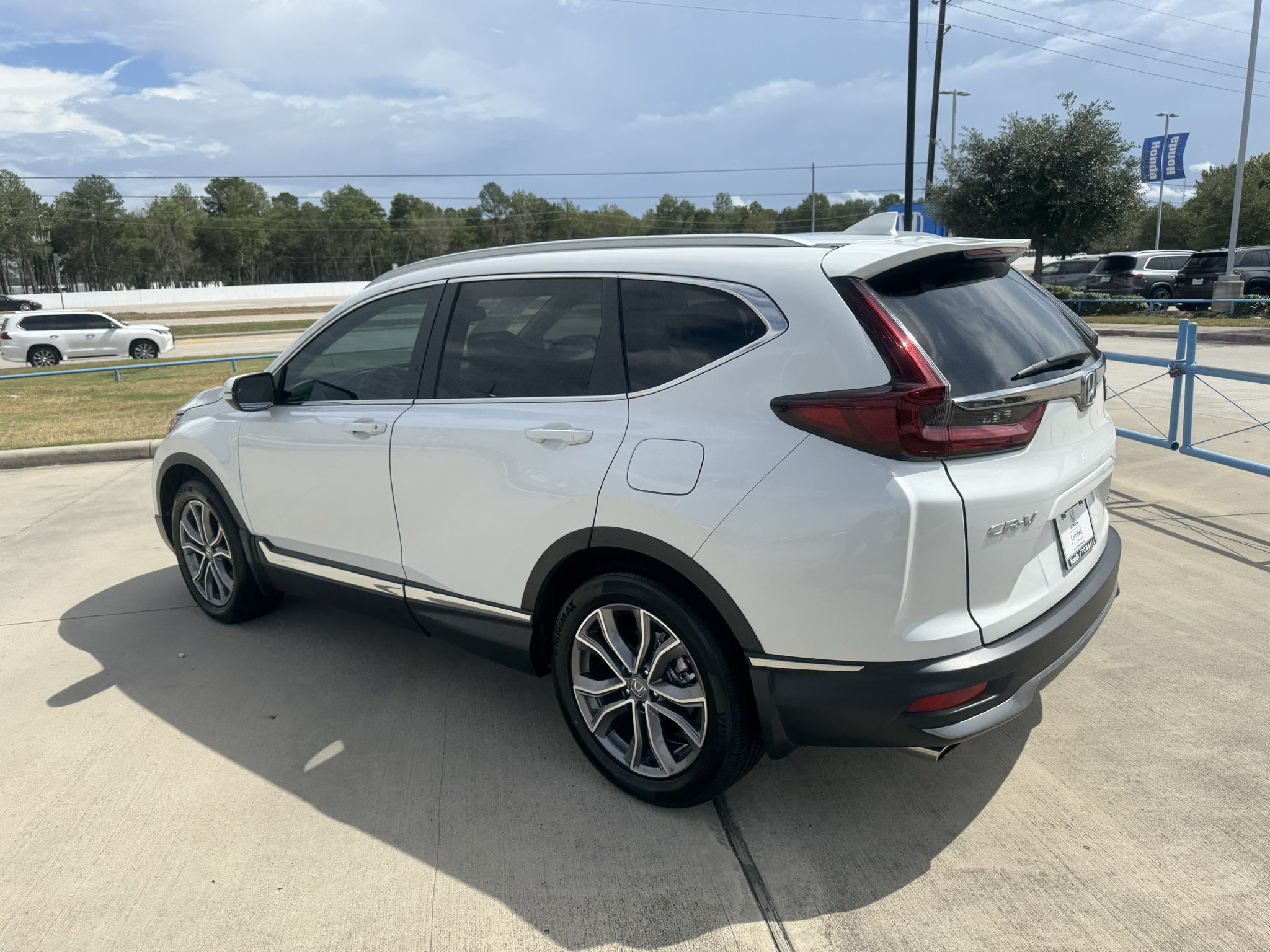Used 2021 Honda CR-V Touring image 6